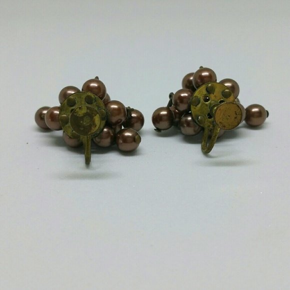 Vintage 1940s faux pearl dangle cluster earrings - Picture 5 of 5